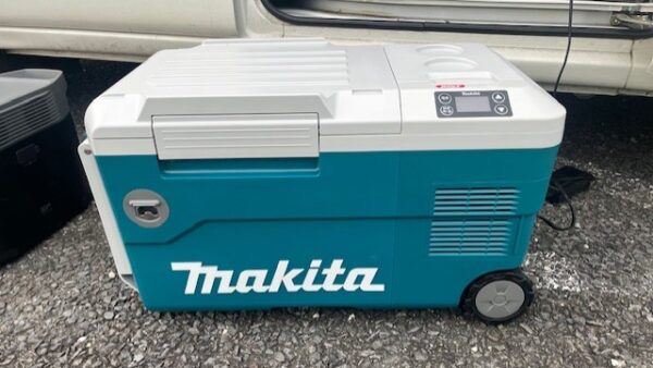 マキタの保冷温庫が故障！？